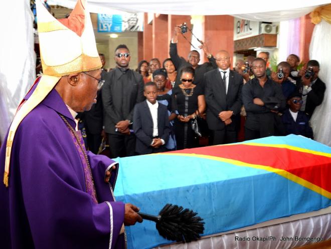 Pascal Tabu Ley inhumé au cimetière Nécropole de la N'sele de Kinshasa